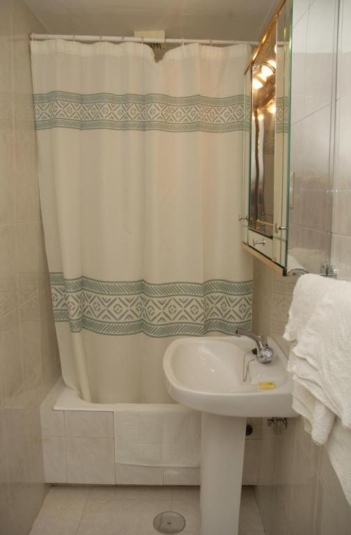 Hostal La Selecta Madrid Camera foto